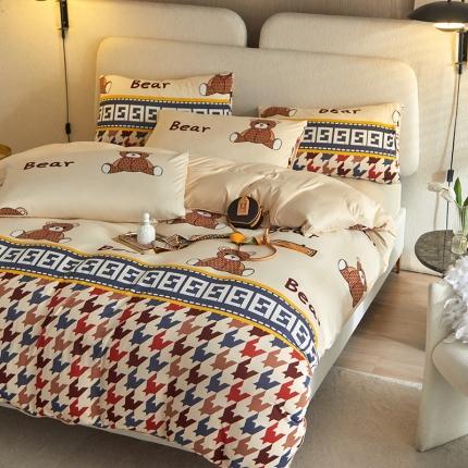 91家纺网 家纺一手货源 找家纺 八零年代2021新款A类婴童级针织棉印花四件套裸睡时代 布偶熊卡其