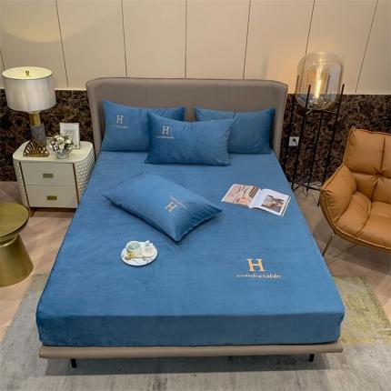 91家纺网 家纺一手货源 找家纺 首尔家纺2021新款水晶绒床笠款三件套 宝蓝