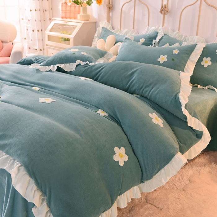 91家纺网 家纺一手货源 找家纺 2021 梦之岛 新款牛奶绒毛巾绣四件套 小雏菊-蓝