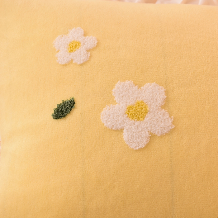 91家纺网 家纺一手货源 找家纺 2021 梦之岛 新款牛奶绒毛巾绣四件套 小雏菊-黄