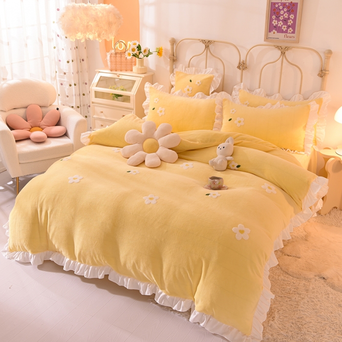 91家纺网 家纺一手货源 找家纺 2021 梦之岛 新款牛奶绒毛巾绣四件套 小雏菊-黄