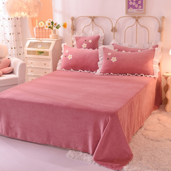 91家纺网 家纺一手货源 找家纺 2021 梦之岛 新款牛奶绒毛巾绣四件套 小雏菊-豆沙