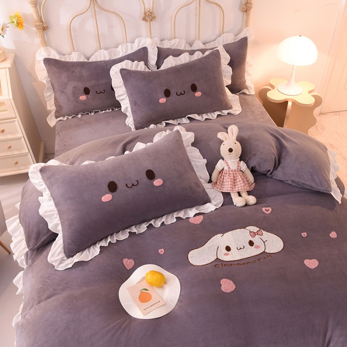 91家纺网 家纺一手货源 找家纺 2021 梦之岛 新款牛奶绒毛巾绣四件套 可爱兔-灰