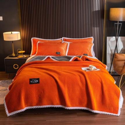 91家纺网 家纺一手货源 找家纺 宅部落2021新款法莱绒牛奶绒毯三层夹棉多功能毛毯 熔岩橙+深灰