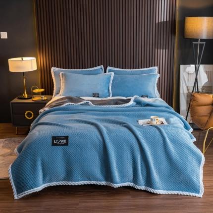 91家纺网 家纺一手货源 找家纺 宅部落2021新款法莱绒牛奶绒毯三层夹棉多功能毛毯 月光蓝+深灰