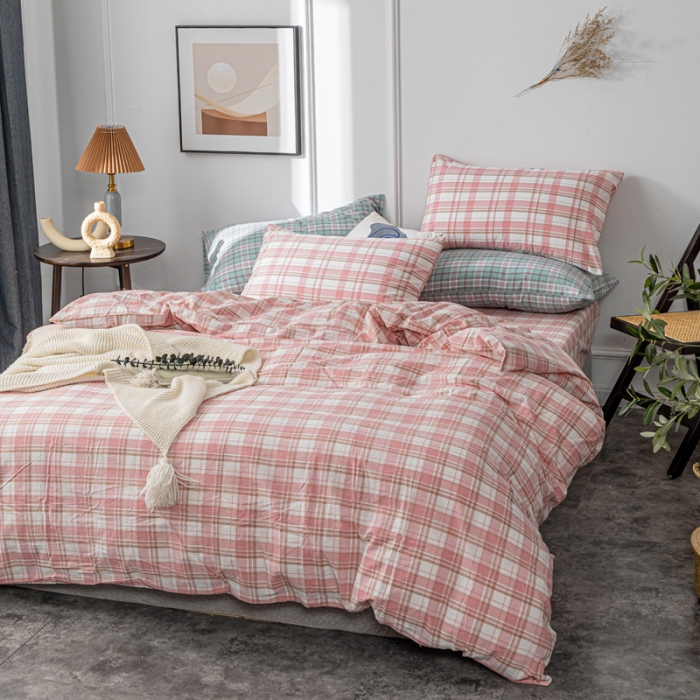 91家纺网 家纺一手货源 找家纺 优宜家2023新款无印纯棉色织水洗棉四件套 草莓格