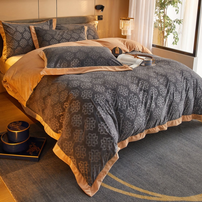 91家纺网 家纺一手货源 找家纺 爱缦2021新款格调系列棚拍230克婴儿绒四件套 亚麻灰