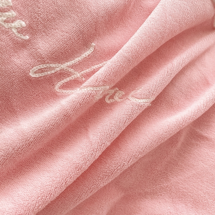 91家纺网 家纺一手货源 找家纺 绒兔兔 2021秋冬牛奶绒毛巾绣韩版床裙床单四件套 七彩云-粉玉