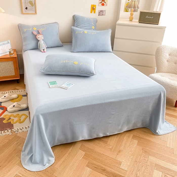 91家纺网 家纺一手货源 找家纺 绒兔兔 2021秋冬牛奶绒毛巾绣韩版床裙床单四件套 晚安-浅蓝