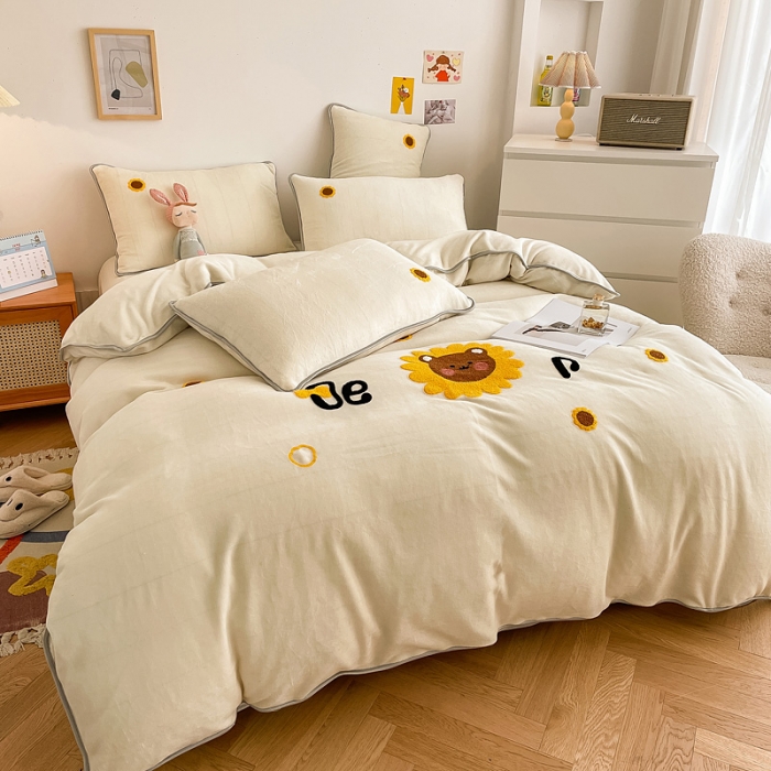 91家纺网 家纺一手货源 找家纺 绒兔兔 2021秋冬牛奶绒毛巾绣韩版床裙床单四件套 向日葵-米色