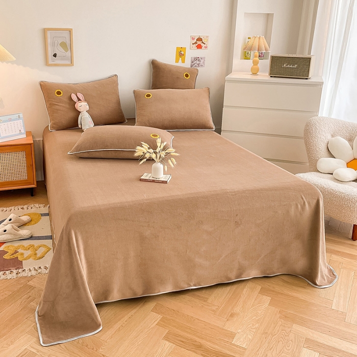 91家纺网 家纺一手货源 找家纺 绒兔兔 2021秋冬牛奶绒毛巾绣韩版床裙床单四件套 向日葵-浅咖