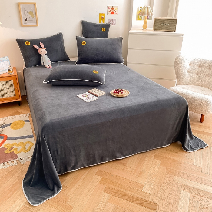 91家纺网 家纺一手货源 找家纺 绒兔兔 2021秋冬牛奶绒毛巾绣韩版床裙床单四件套 向日葵-深灰