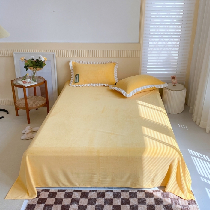 91家纺网 家纺一手货源 找家纺 金爱家 2021新款牛奶绒230g糖果色单床单 糖果色-浅烙黄