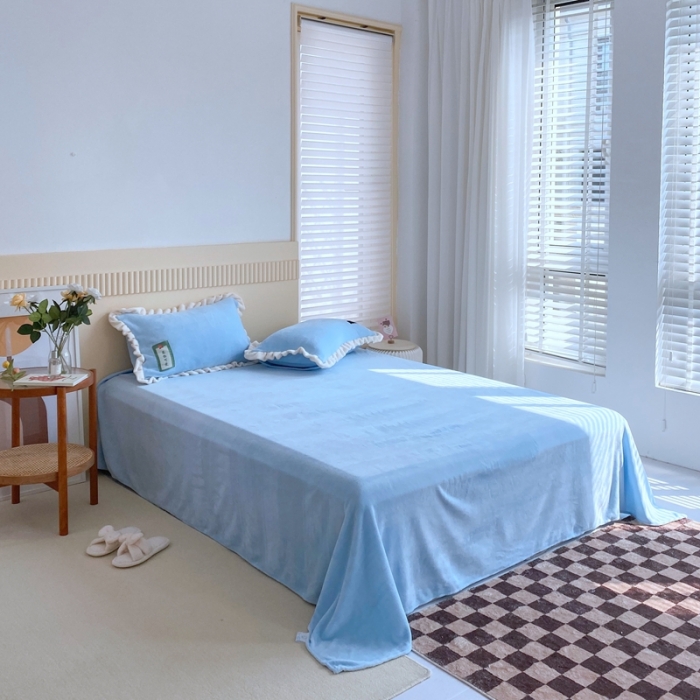 91家纺网 家纺一手货源 找家纺 金爱家 2021新款牛奶绒230g糖果色单床单 糖果色-清水蓝