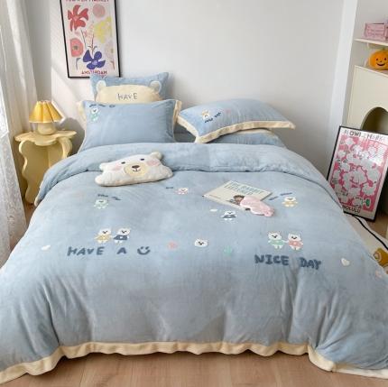 91家纺网 家纺一手货源 找家纺 FORTWO2021新款230克全消光牛奶绒绣花四件套呆呆熊