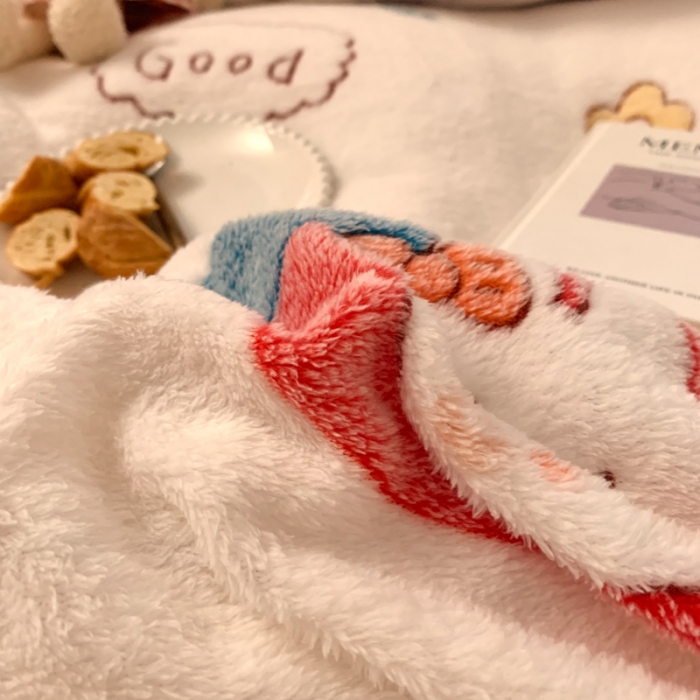 91家纺网 家纺一手货源 找家纺 慕尚 2022新款5D雪花绒单品被套 草莓兔兔