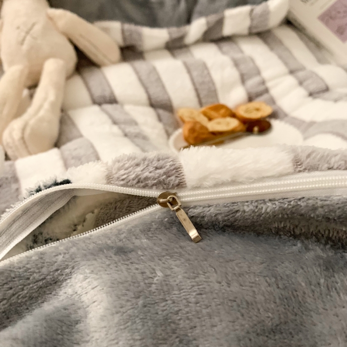 91家纺网 家纺一手货源 找家纺 慕尚 2022新款5D雪花绒单品被套 情侣猫咪