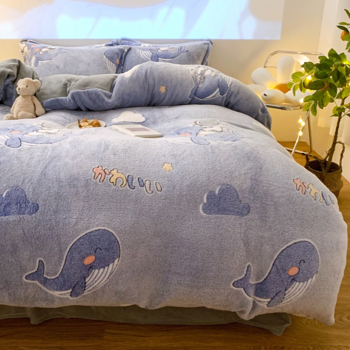 91家纺网 家纺一手货源 找家纺 慕尚 2022新款5D雪花绒单品被套 小鲸鱼