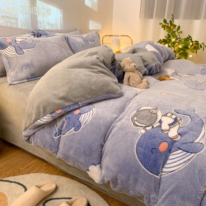 91家纺网 家纺一手货源 找家纺 慕尚 2022新款5D雪花绒单品被套 小鲸鱼