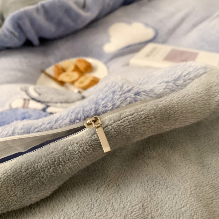 91家纺网 家纺一手货源 找家纺 慕尚 2022新款5D雪花绒单品被套 小鲸鱼