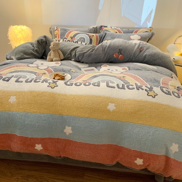 91家纺网 家纺一手货源 找家纺 慕尚 2022新款5D雪花绒单品被套 幸运小熊