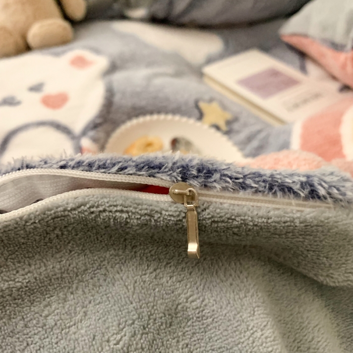 91家纺网 家纺一手货源 找家纺 慕尚 2022新款5D雪花绒单品被套 幸运小熊