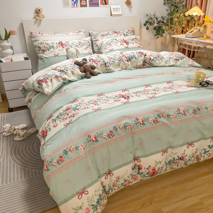 91家纺网 家纺一手货源 找家纺 芊寻家居 2024年新款全棉印花13372四件套思恋蓝