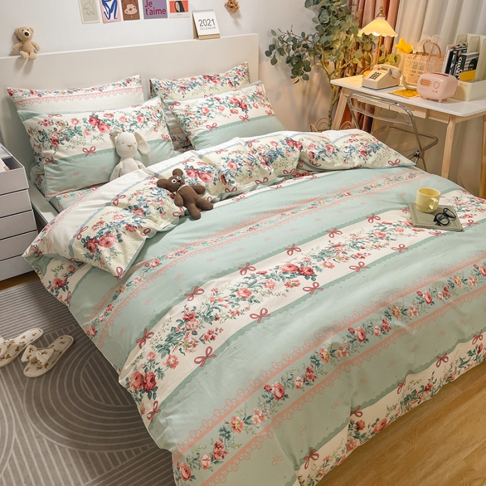 91家纺网 家纺一手货源 找家纺 芊寻家居 2024年新款全棉印花13372四件套思恋蓝