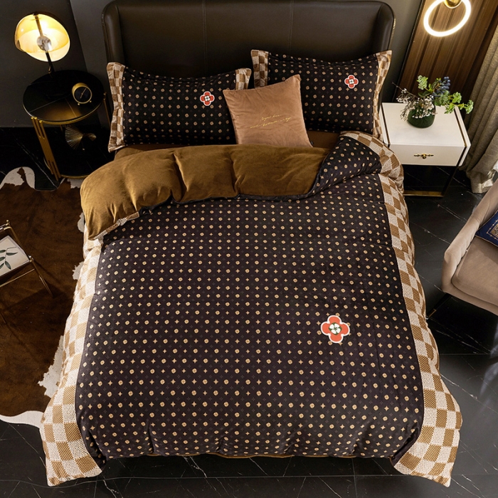 91家纺网 家纺一手货源 找家纺 ds生活馆2021新款奢系列数码印花水晶绒牛奶绒四件套 经典古琦