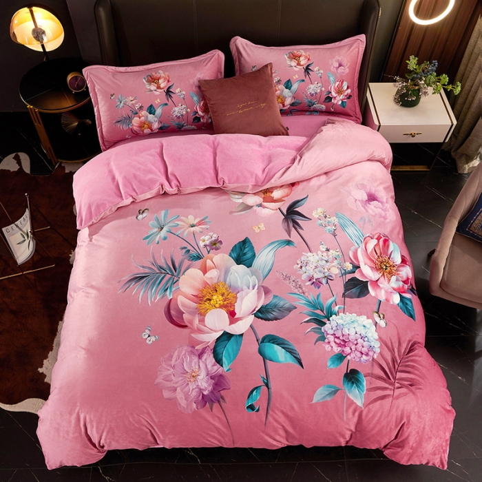 91家纺网 家纺一手货源 找家纺 ds生活馆2021新款奢系列数码印花水晶绒牛奶绒四件套 馨雨繁夏