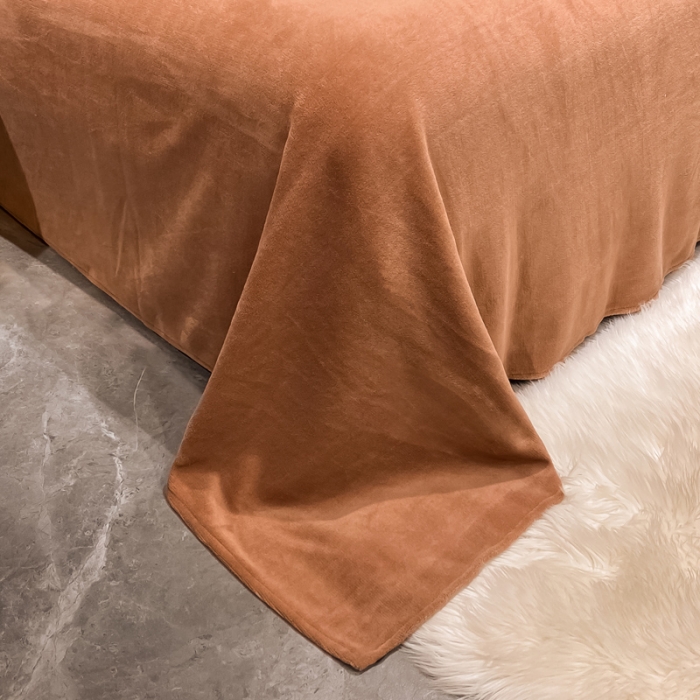 91家纺网 家纺一手货源 找家纺 米莱家纺 2021新款轻奢风加厚保暖牛奶绒四件套 保伦骑士