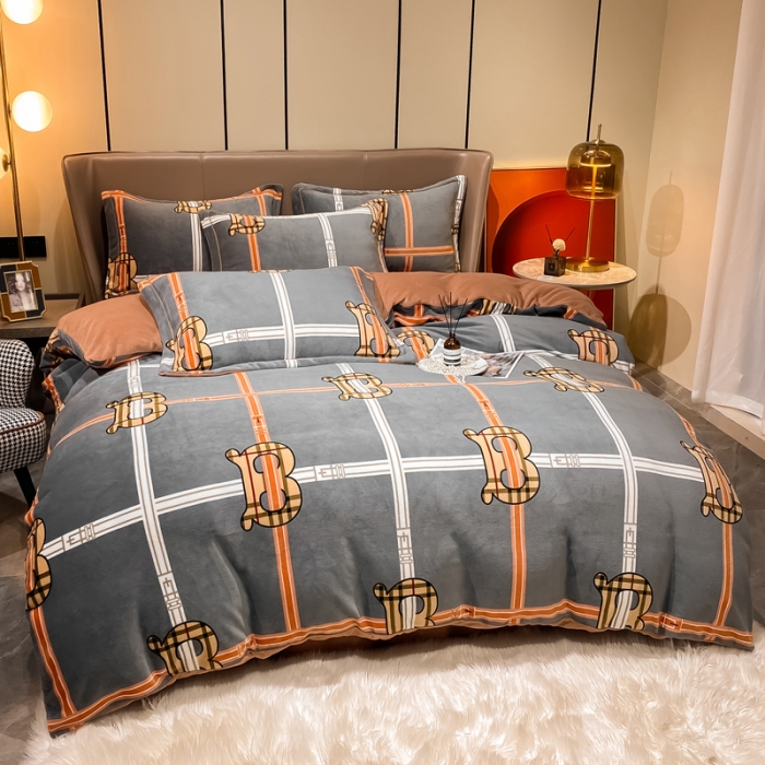 91家纺网 家纺一手货源 找家纺 米莱家纺 2021新款轻奢风加厚保暖牛奶绒四件套 保伦骑士