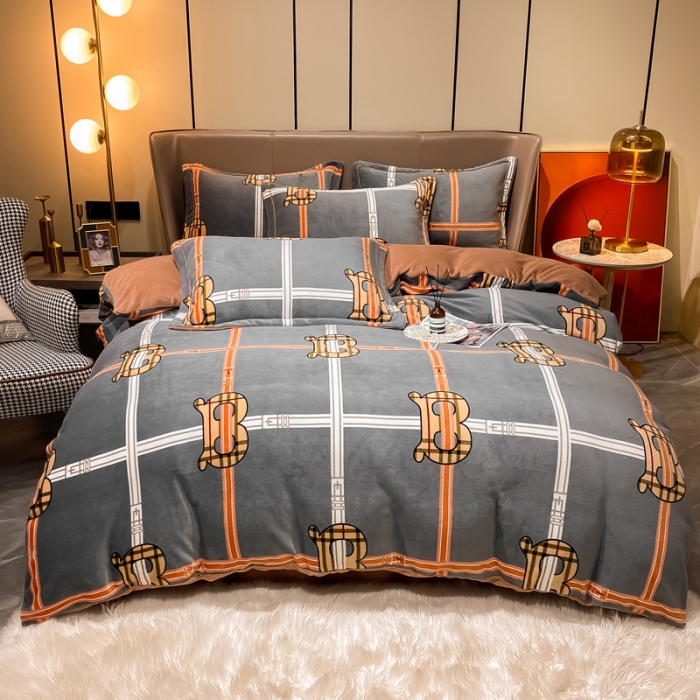 91家纺网 家纺一手货源 找家纺 米莱家纺 2021新款轻奢风加厚保暖牛奶绒四件套 保伦骑士