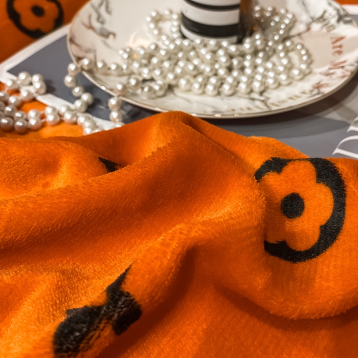 91家纺网 家纺一手货源 找家纺 米莱家纺 2021新款轻奢风加厚保暖牛奶绒四件套 简约星  桔