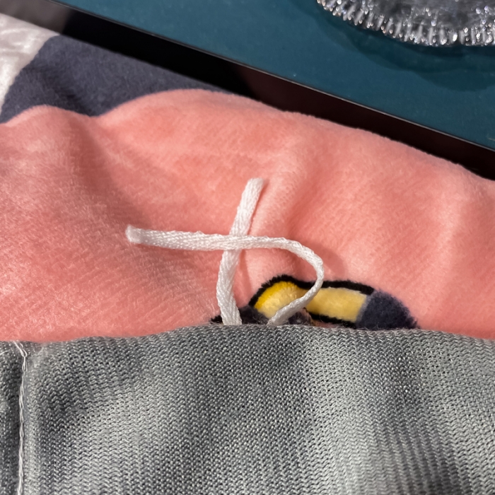 91家纺网 家纺一手货源 找家纺 米莱家纺 2021新款轻奢风加厚保暖牛奶绒四件套 菱形世界  粉