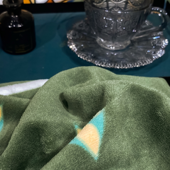 91家纺网 家纺一手货源 找家纺 米莱家纺 2021新款轻奢风加厚保暖牛奶绒四件套 梦伴