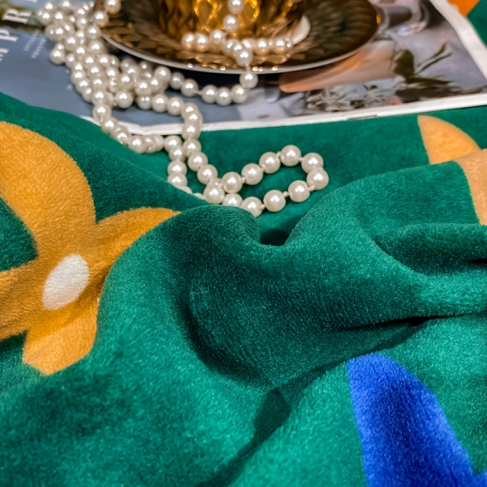 91家纺网 家纺一手货源 找家纺 米莱家纺 2021新款轻奢风加厚保暖牛奶绒四件套 帕罗  绿