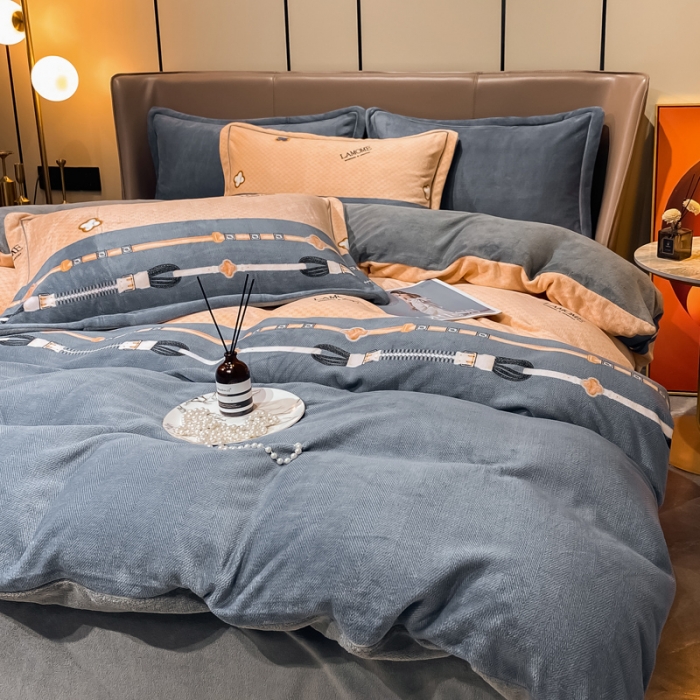 91家纺网 家纺一手货源 找家纺 米莱家纺 2021新款轻奢风加厚保暖牛奶绒四件套 四叶草