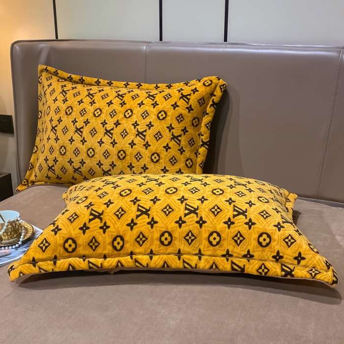 91家纺网 家纺一手货源 找家纺 米莱家纺 2021新款轻奢风加厚保暖牛奶绒四件套 文森特