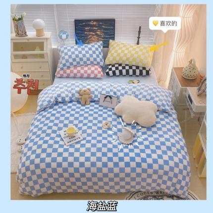 91家纺网 家纺一手货源 找家纺 顾里家纺 2021新款韩系撞色棋盘格高克重牛奶绒四件套 海盐蓝