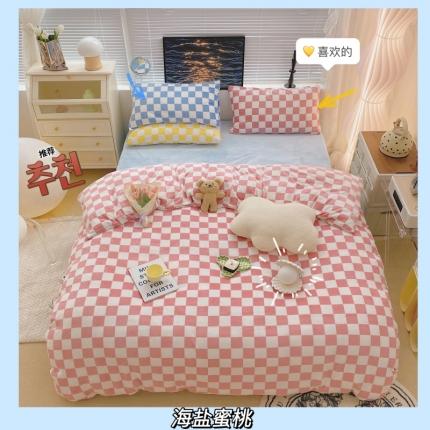 91家纺网 家纺一手货源 找家纺 顾里家纺 2021新款韩系撞色棋盘格高克重牛奶绒四件套 海盐蜜桃