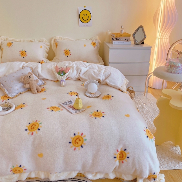 91家纺网 家纺一手货源 找家纺 顾里家纺 新款A版泰迪羊羔绒B版牛奶绒ins风韩国四件套 小太阳