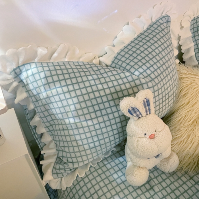 91家纺网 家纺一手货源 找家纺 千朵 2021新款韩版牛奶绒保暖四件套 格格绿