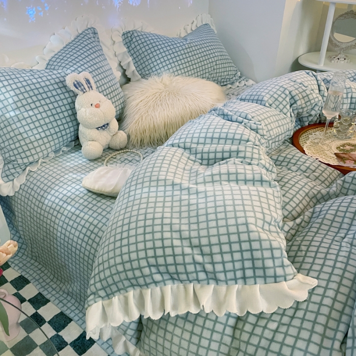 91家纺网 家纺一手货源 找家纺 千朵 2021新款韩版牛奶绒保暖四件套 格格绿