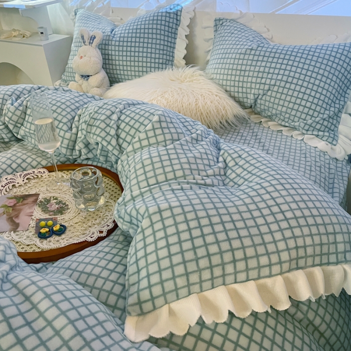 91家纺网 家纺一手货源 找家纺 千朵 2021新款韩版牛奶绒保暖四件套 格格绿