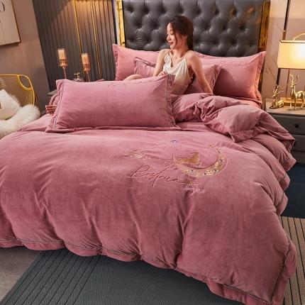 91家纺网 家纺一手货源 找家纺 （总）铠畅 2021新款典雅宝宝绒刺绣四件套