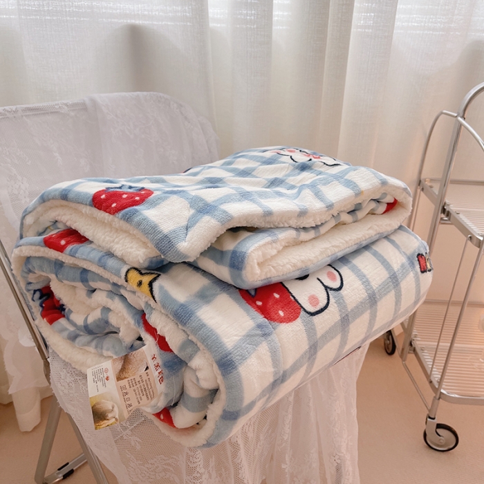 91家纺网 家纺一手货源 找家纺 顾里家纺 2021新款ins网红少女心暖肤羊羔绒毯 蓝格小兔