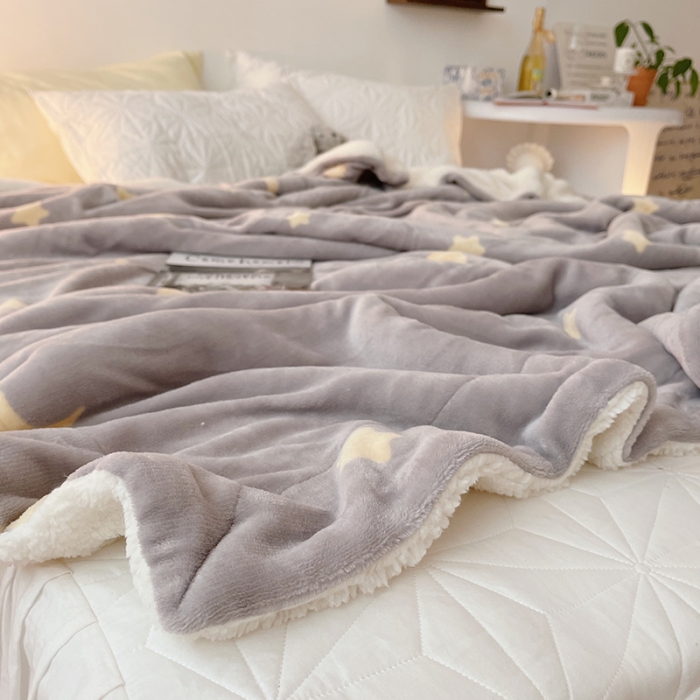 91家纺网 家纺一手货源 找家纺 顾里家纺 2021新款ins网红少女心暖肤羊羔绒毯 星空