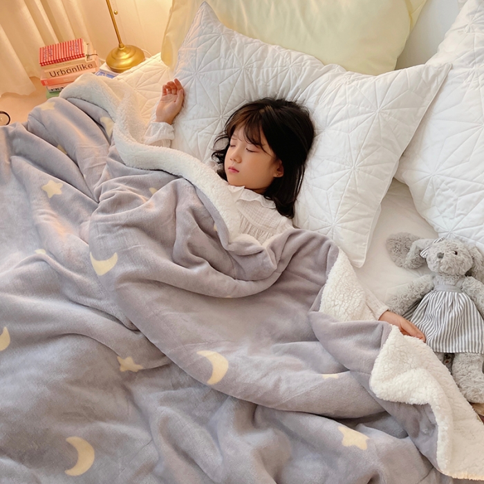 91家纺网 家纺一手货源 找家纺 顾里家纺 2021新款ins网红少女心暖肤羊羔绒毯 星空