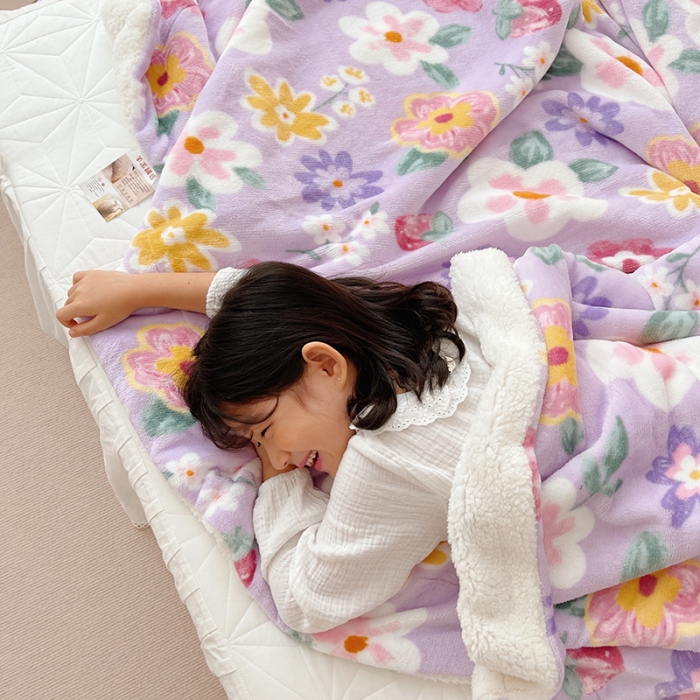 91家纺网 家纺一手货源 找家纺 顾里家纺 2021新款ins网红少女心暖肤羊羔绒毯 油画紫花